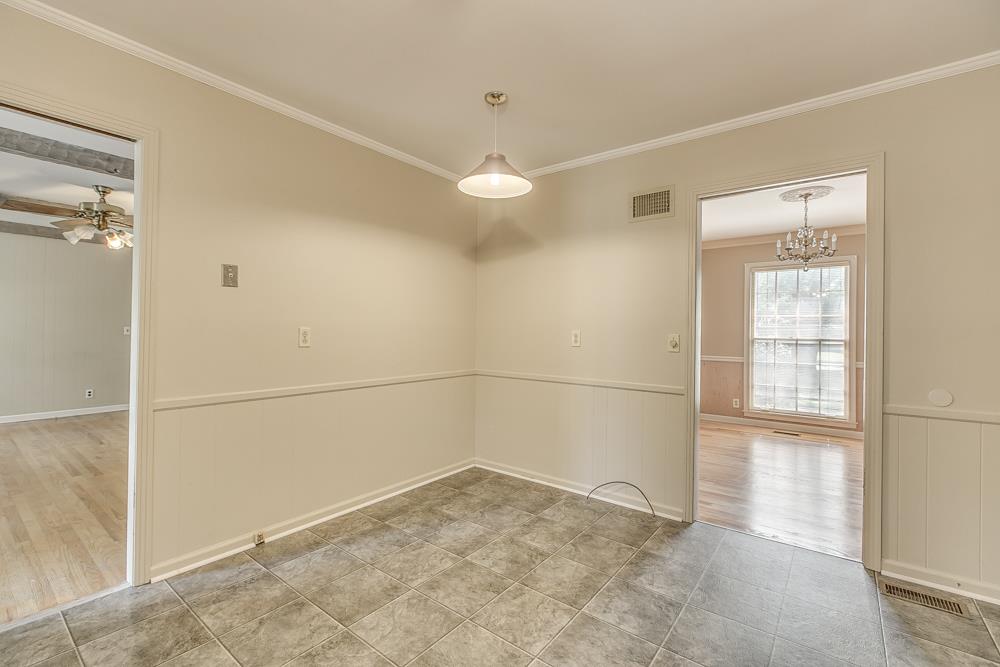 1111 Whitehall Road Murfreesboro, TN 37130 - Photo 20 of 26 Eat in kitchen
