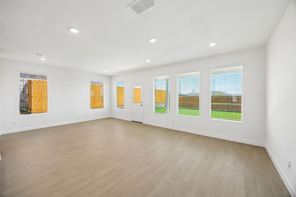 9133 Schram Road Fort Worth, TX 76179 - Photo 7 of 36