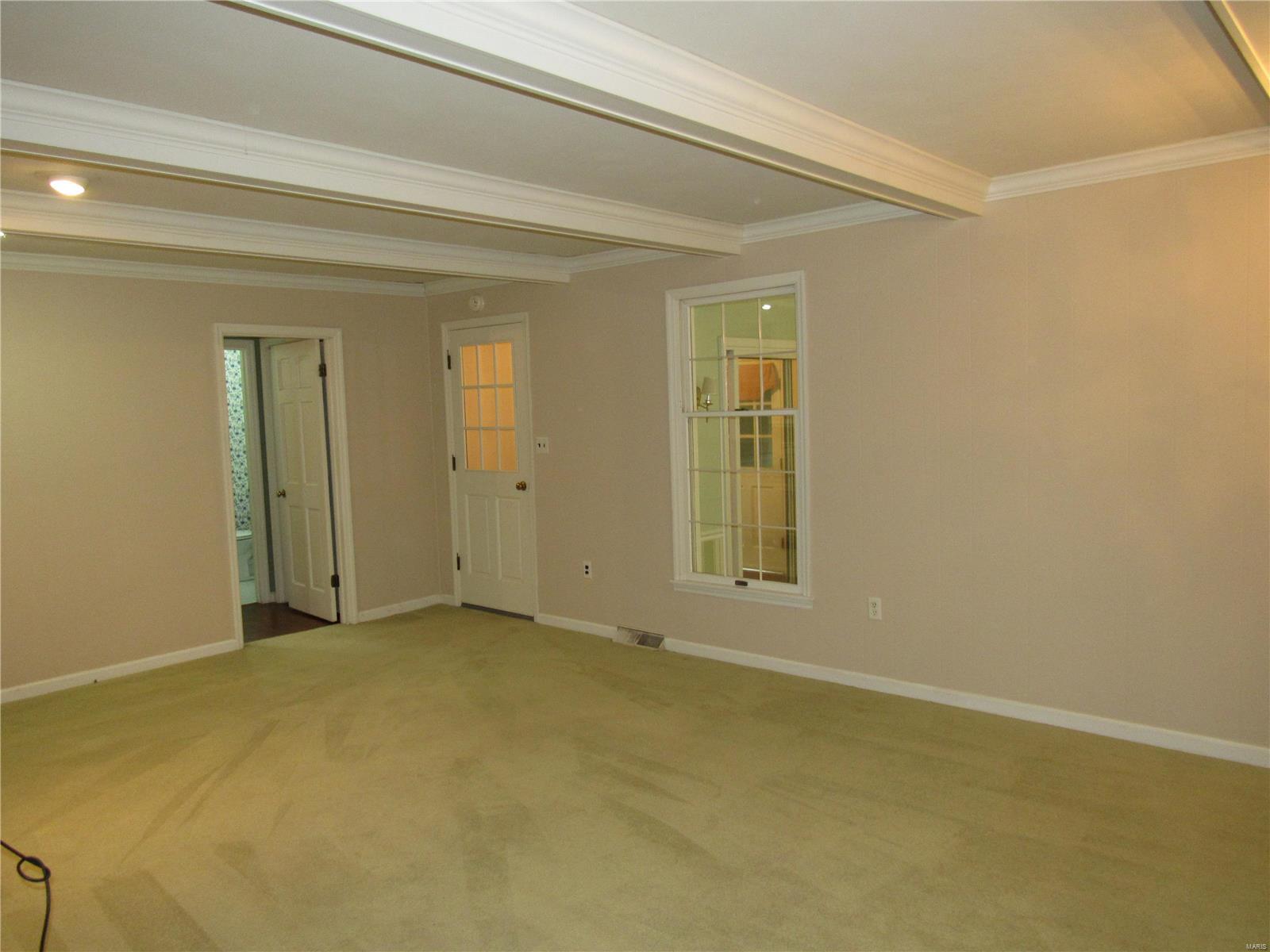 4424 Thatcher Road Alton, IL 62002 - Photo 12 of 30