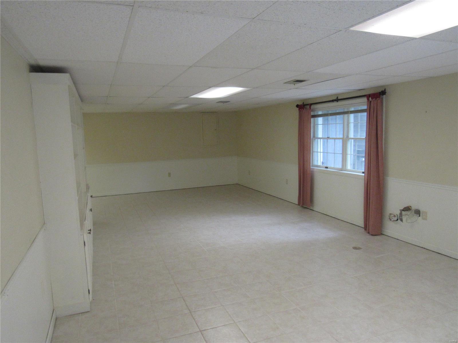 4424 Thatcher Road Alton, IL 62002 - Photo 26 of 30