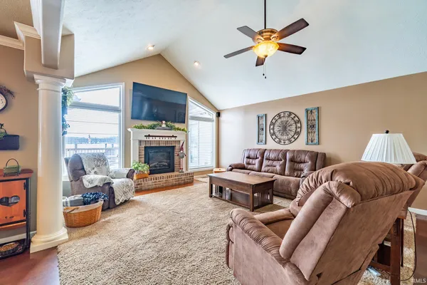 $669,900 | 1055 South 495 East, Lagrange, IN 46761