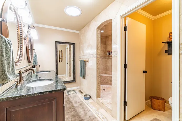 $669,900 | 1055 South 495 East, Lagrange, IN 46761