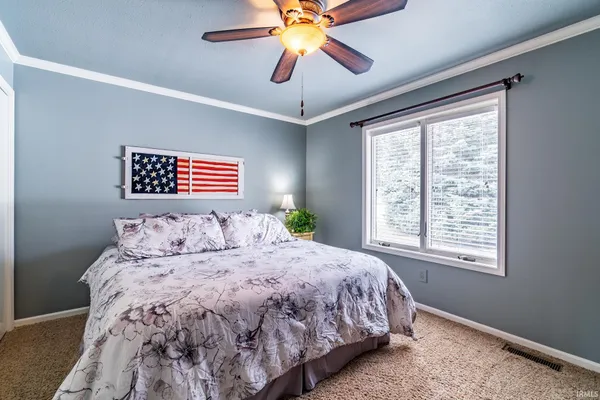 $669,900 | 1055 South 495 East, Lagrange, IN 46761