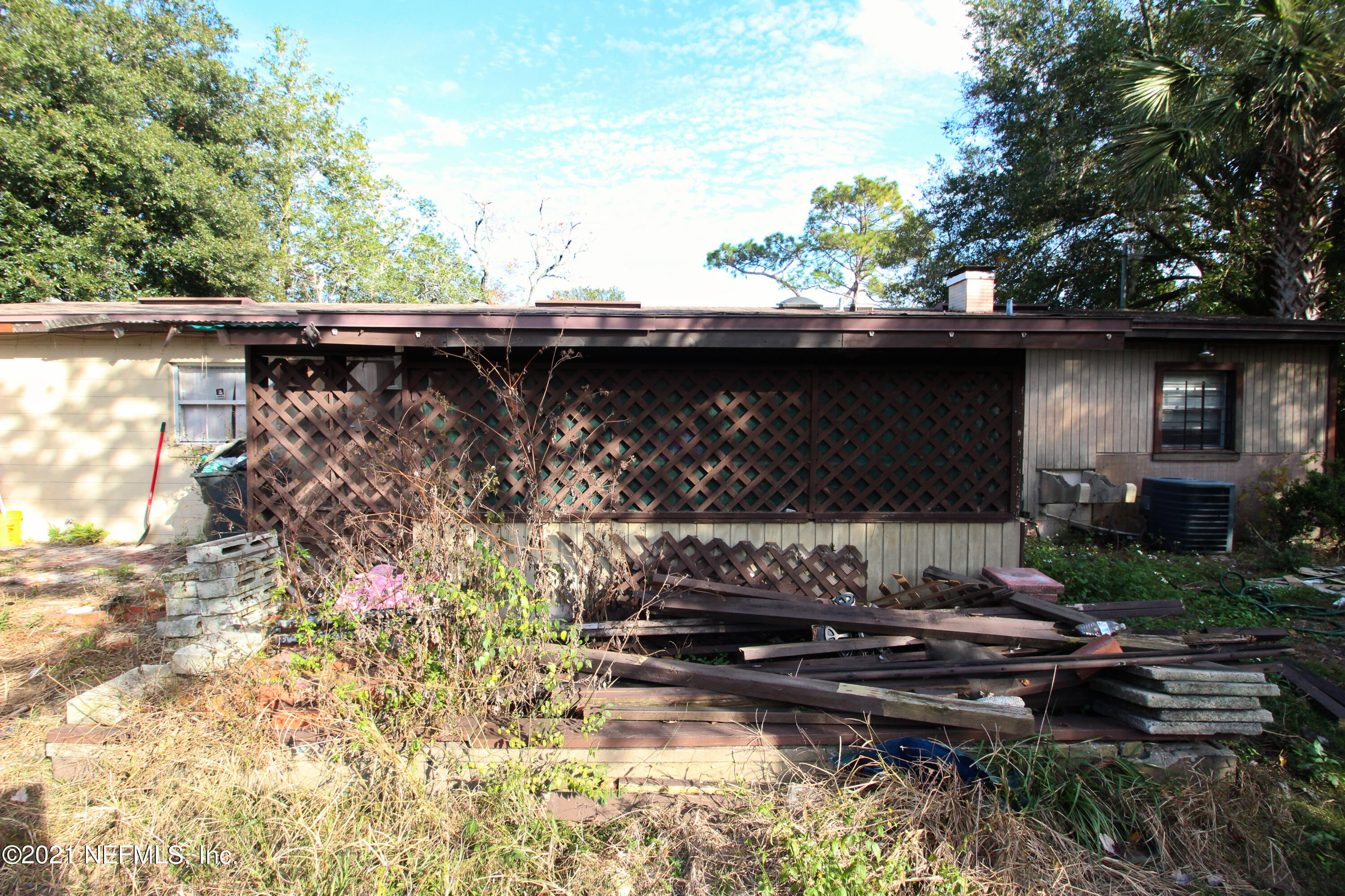 5718 Porsche Road Jacksonville, FL 32244 - Photo 20 of 21 back yard