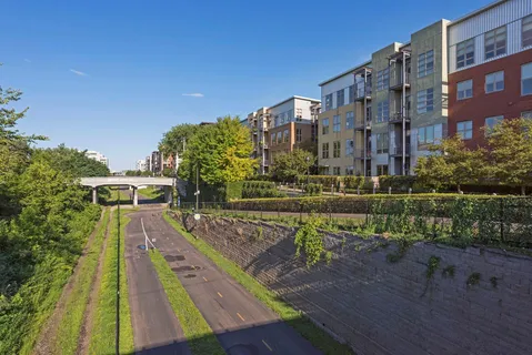 $495,000 | 2845 Colfax Avenue South, Unit W402, Minneapolis, MN 55408