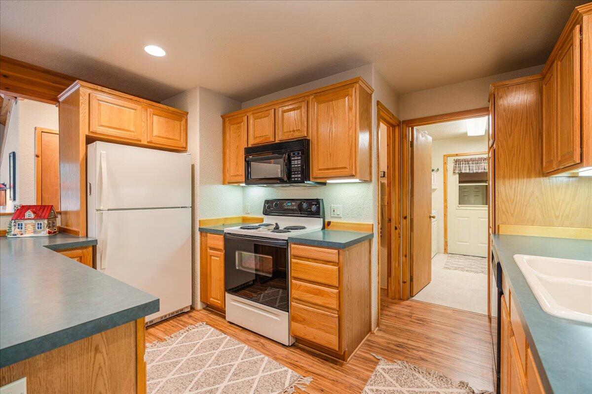 152038 Conestoga Road La Pine, OR 97739 - Photo 15 of 53 152038 Conestoga
