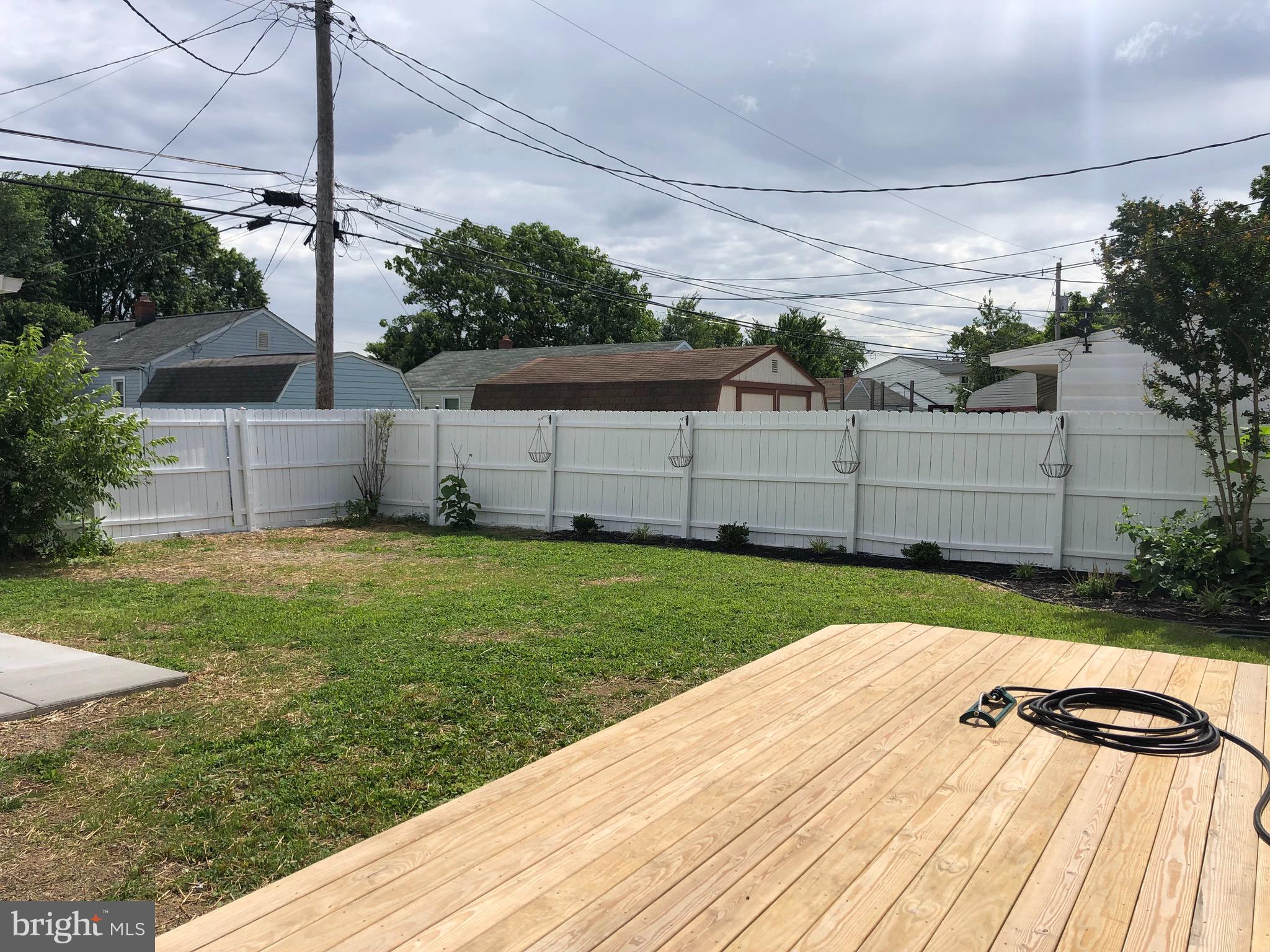 8228 Longpoint Road Baltimore, MD 21222 - Photo 14 of 22