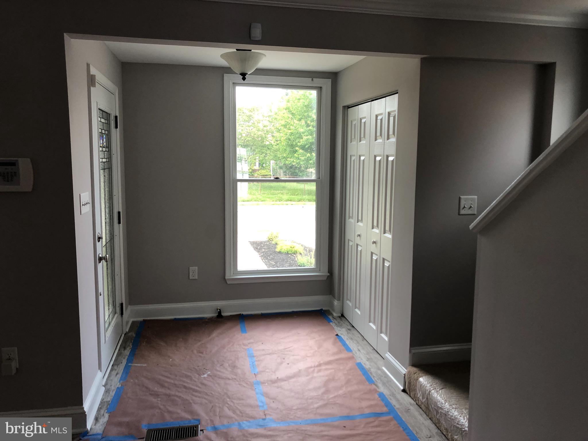 8228 Longpoint Road Baltimore, MD 21222 - Photo 4 of 22