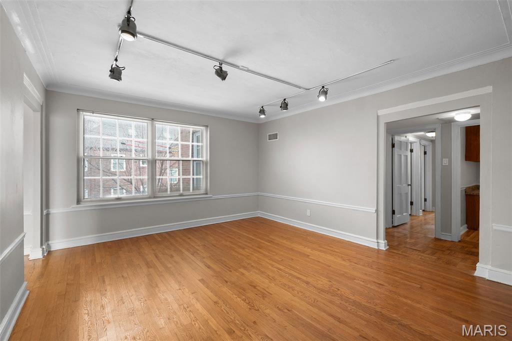 7545 Wellington Way, Unit 2B St. Louis, MO 63105 - Photo 13 of 41