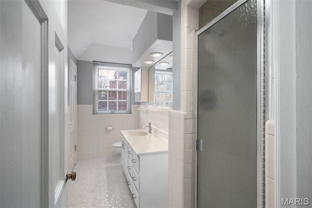 7545 Wellington Way, Unit 2B St. Louis, MO 63105 - Photo 22 of 41