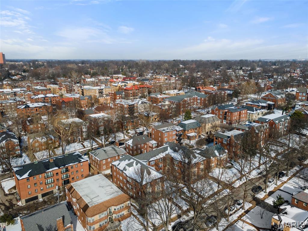 7545 Wellington Way, Unit 2B St. Louis, MO 63105 - Photo 38 of 41