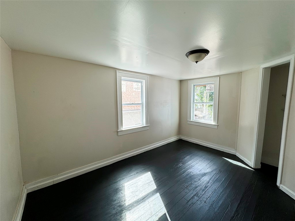 9 Riley Park Rochester, NY 14606 - Photo 19 of 23