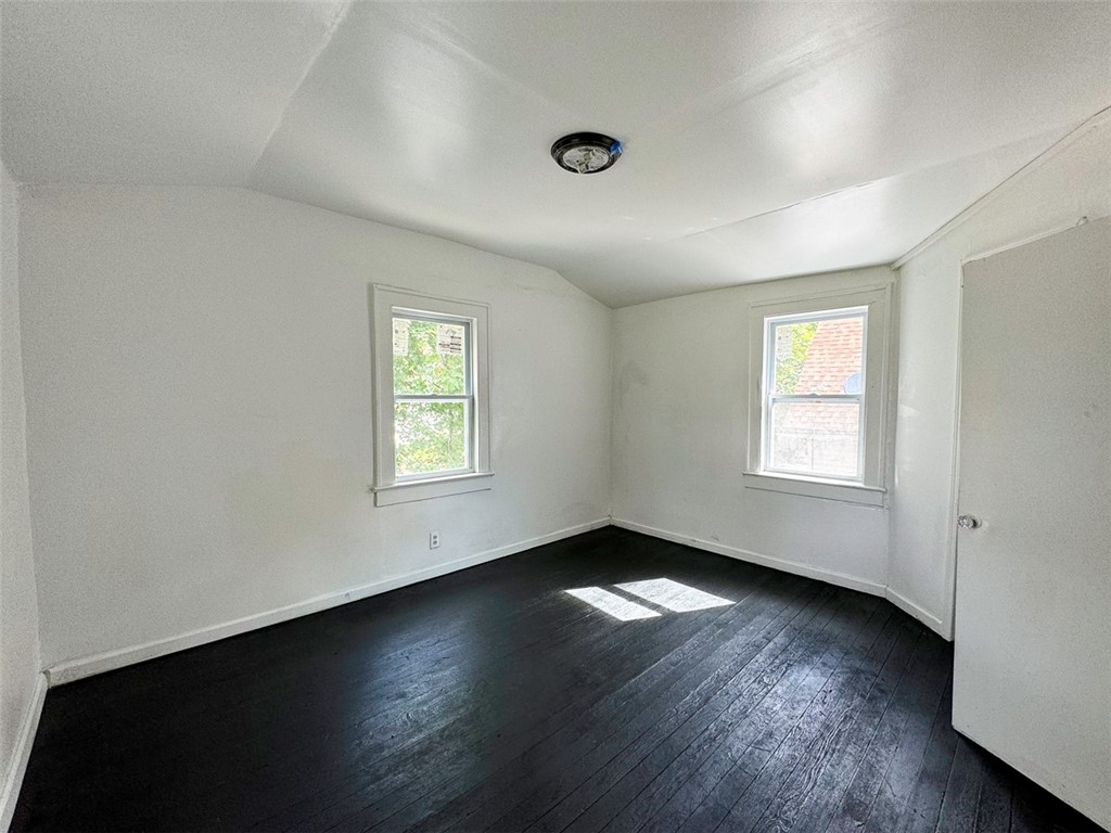 9 Riley Park Rochester, NY 14606 - Photo 23 of 23