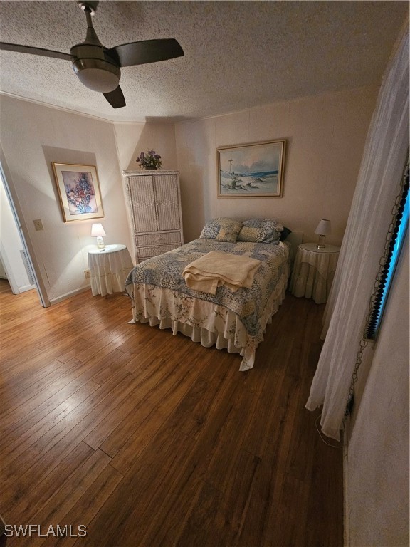 4 Elder Alva, FL 33920 - Photo 16 of 31 a spacious bedroom with a bed and a painting on the wall