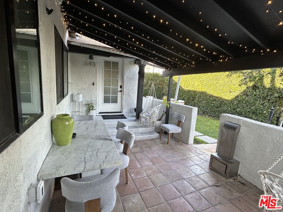 643 North Vista Street Los Angeles, CA 90036 - Photo 20 of 51 a outdoor space with furniture