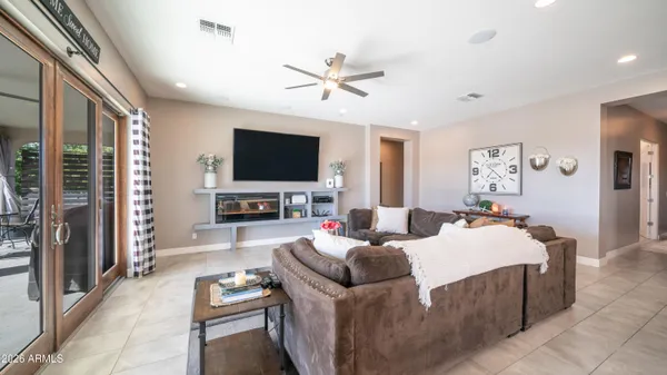 $1,200,000 | 38710 North 15th Avenue, Phoenix, AZ 85086