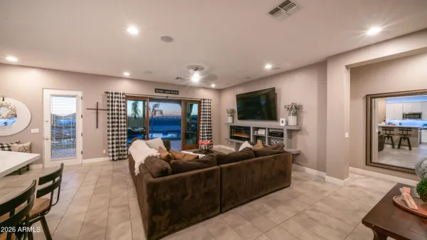 $1,200,000 | 38710 North 15th Avenue, Phoenix, AZ 85086