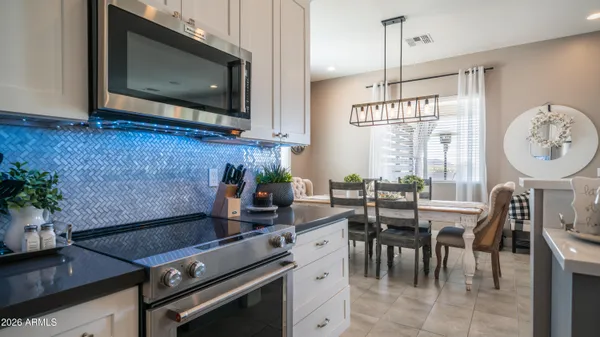 $1,200,000 | 38710 North 15th Avenue, Phoenix, AZ 85086