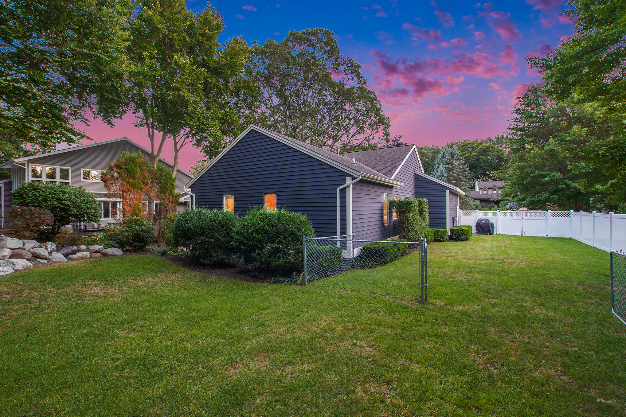 18591 Aztec Drive Spring Lake, MI 49456 - Photo 39 of 42 DSC00108