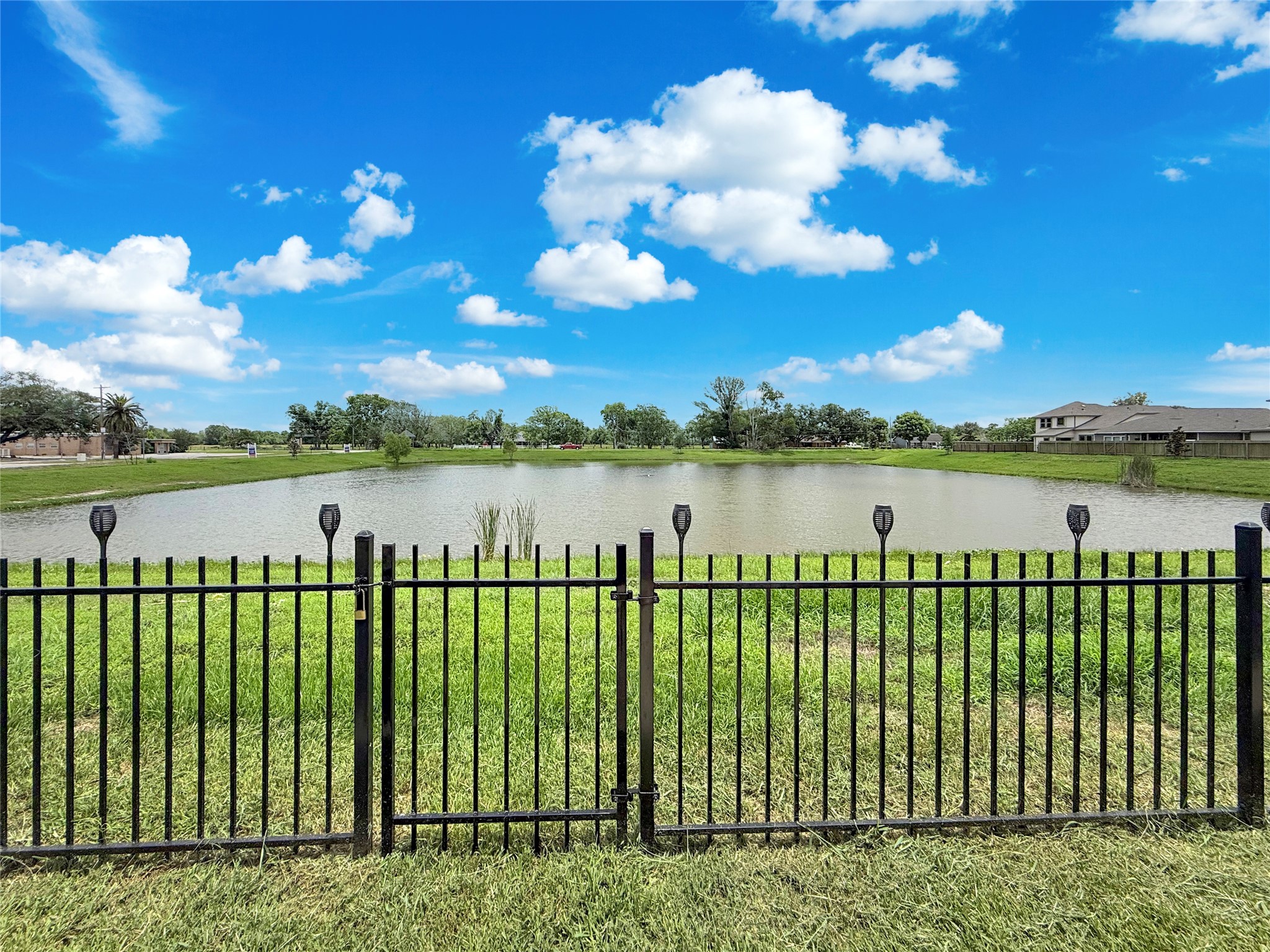 209 Bryan Way Angleton, TX 77515 - Photo 23 of 25