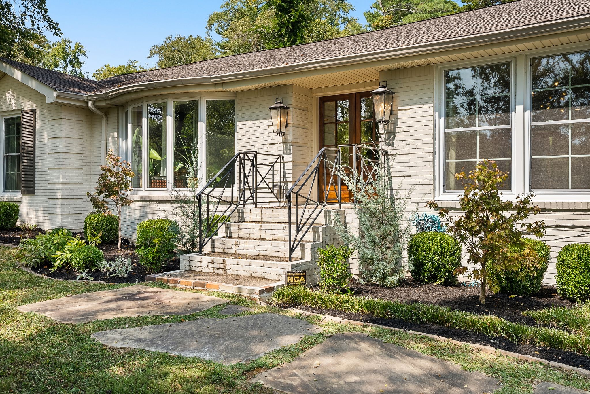 6320 Torrington Road Nashville, TN 37205 - Photo 1 of 26