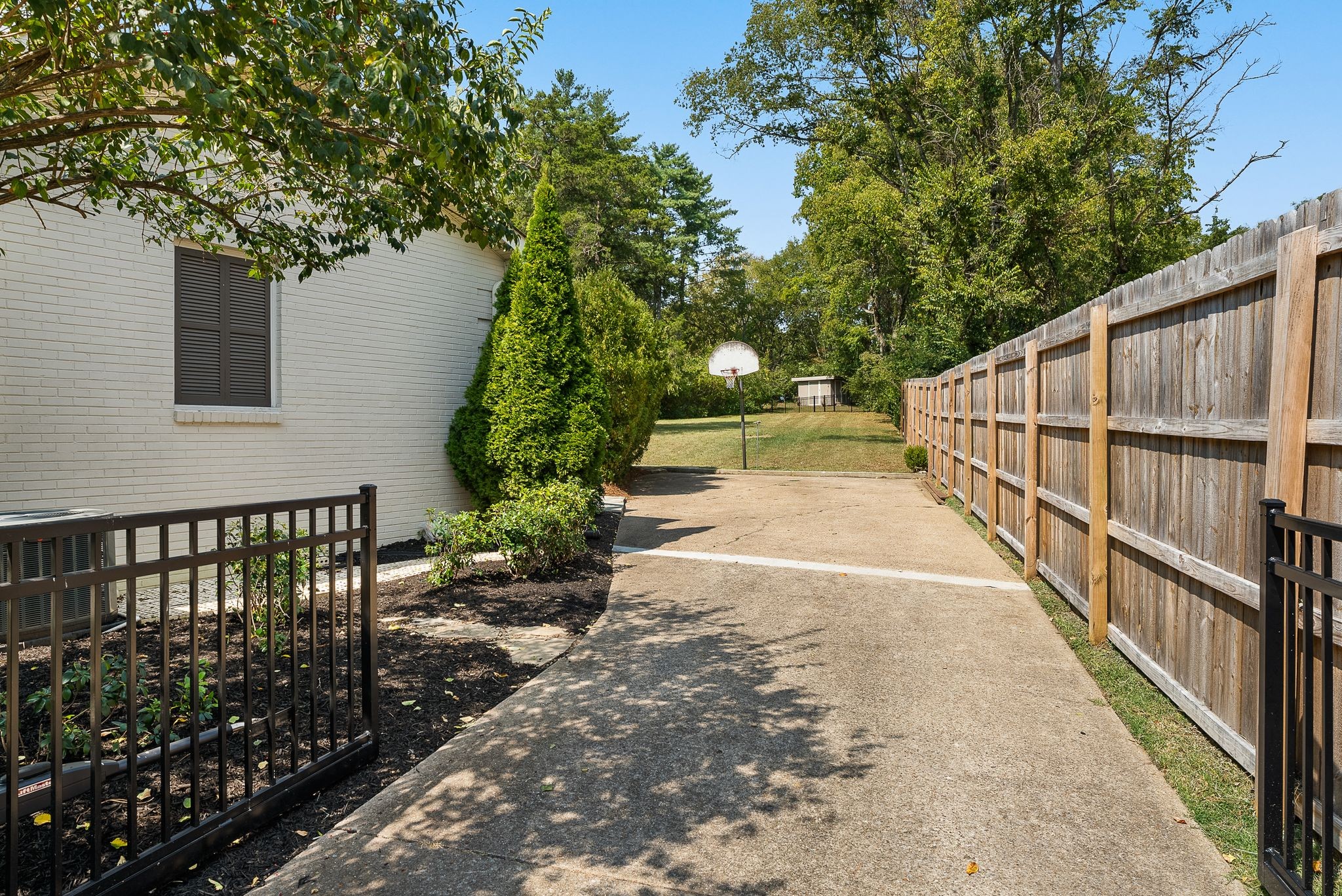 6320 Torrington Road Nashville, TN 37205 - Photo 20 of 26