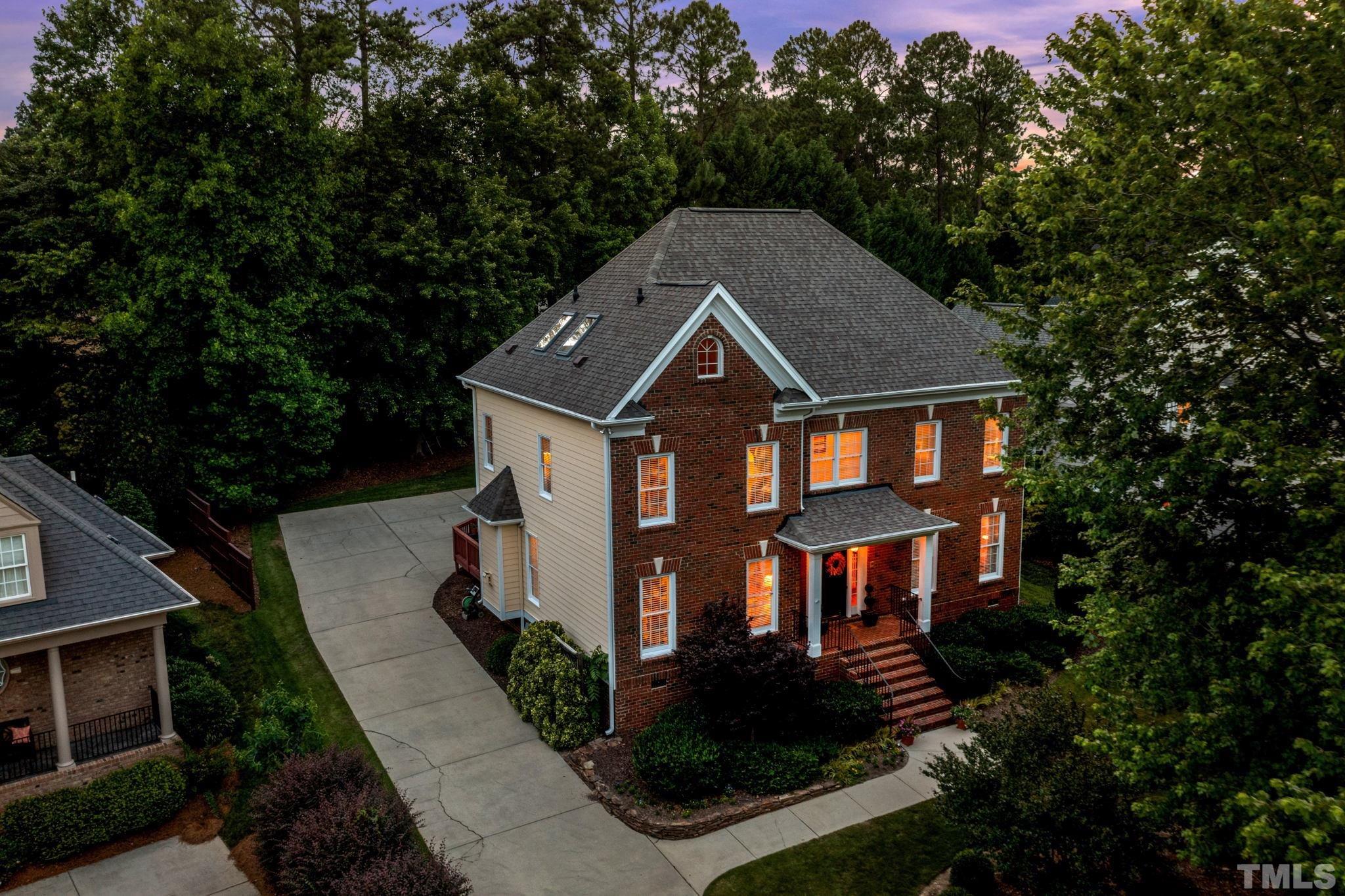 3205 Tall Tree Place Raleigh, NC 27607 - Photo 3 of 58