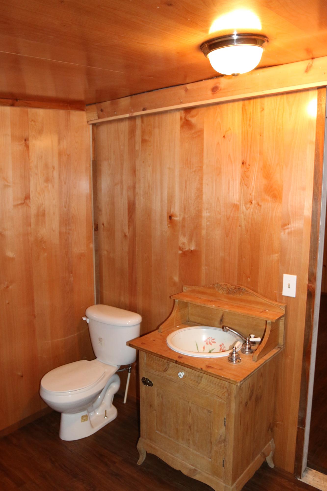 7215 Alderbrook Road Tillamook, OR 97141 - Photo 5 of 15 IMG_0130