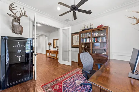 $799,000 | 23011 Creek Park Drive, Spring, TX 77389
