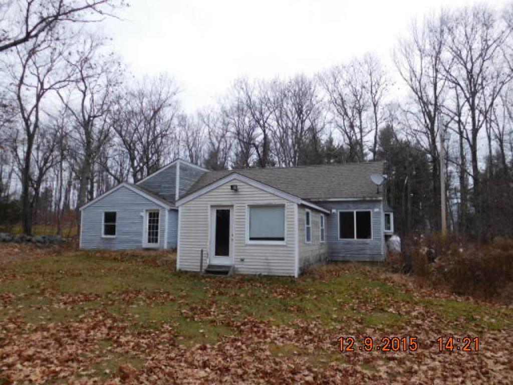 14 Carpenter Road Barnstead, NH 03218 - Photo 2 of 12