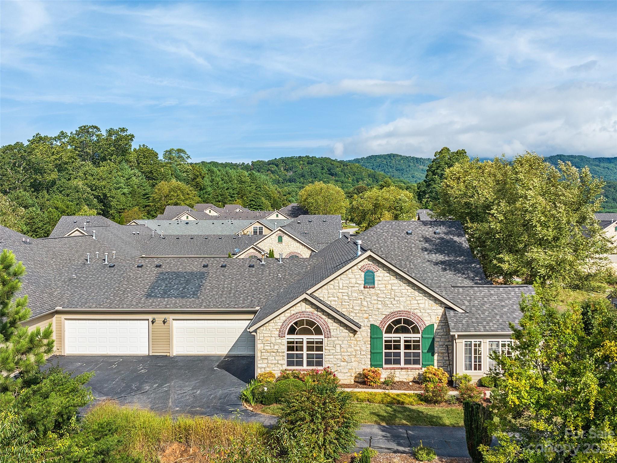 75 Outlook Circle Swannanoa, NC 28778 - Photo 21 of 31 a aerial view of a house