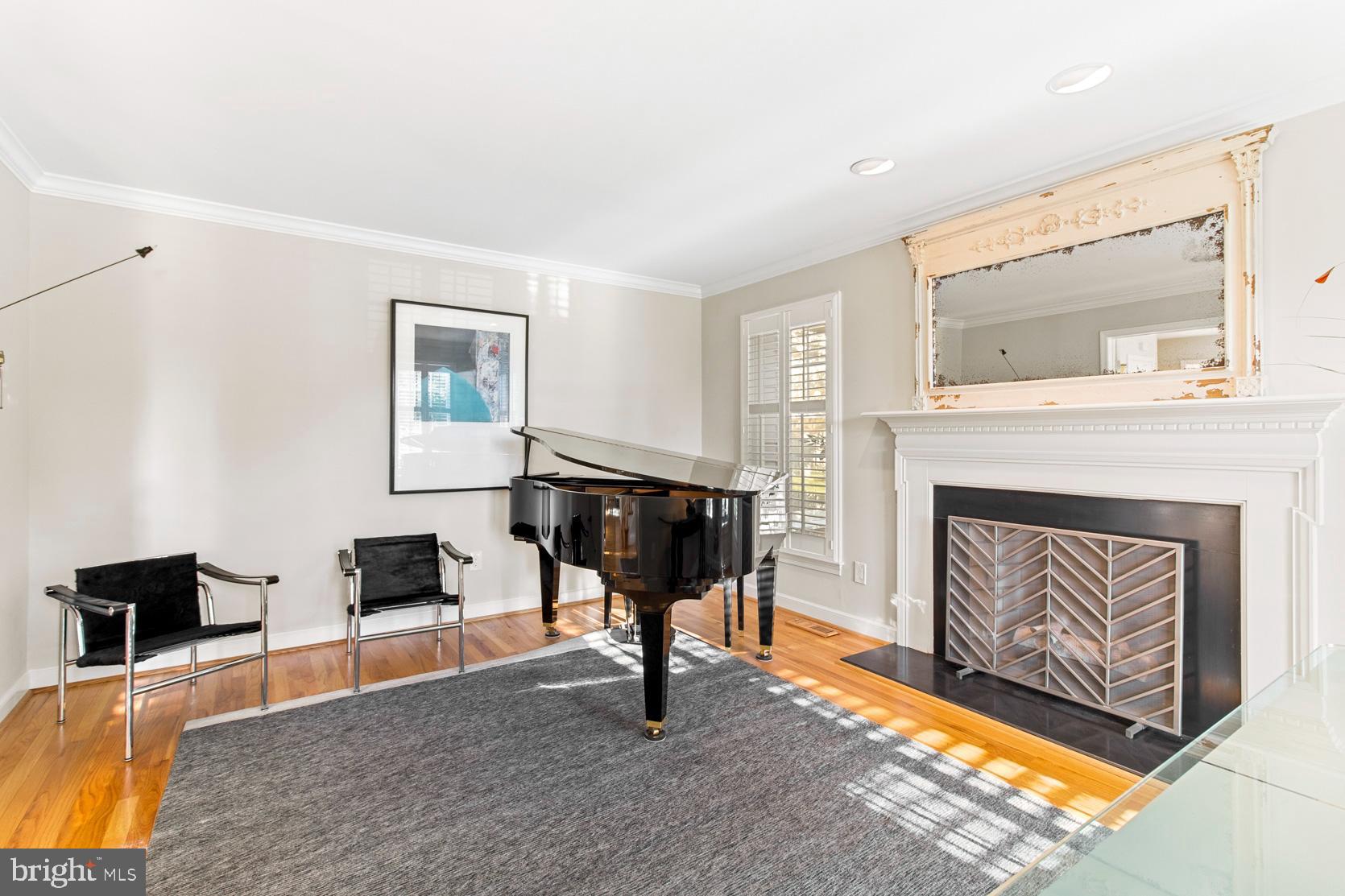 1449 Sugartown Road Berwyn, PA 19312 - Photo 11 of 59 Gas fireplace #1