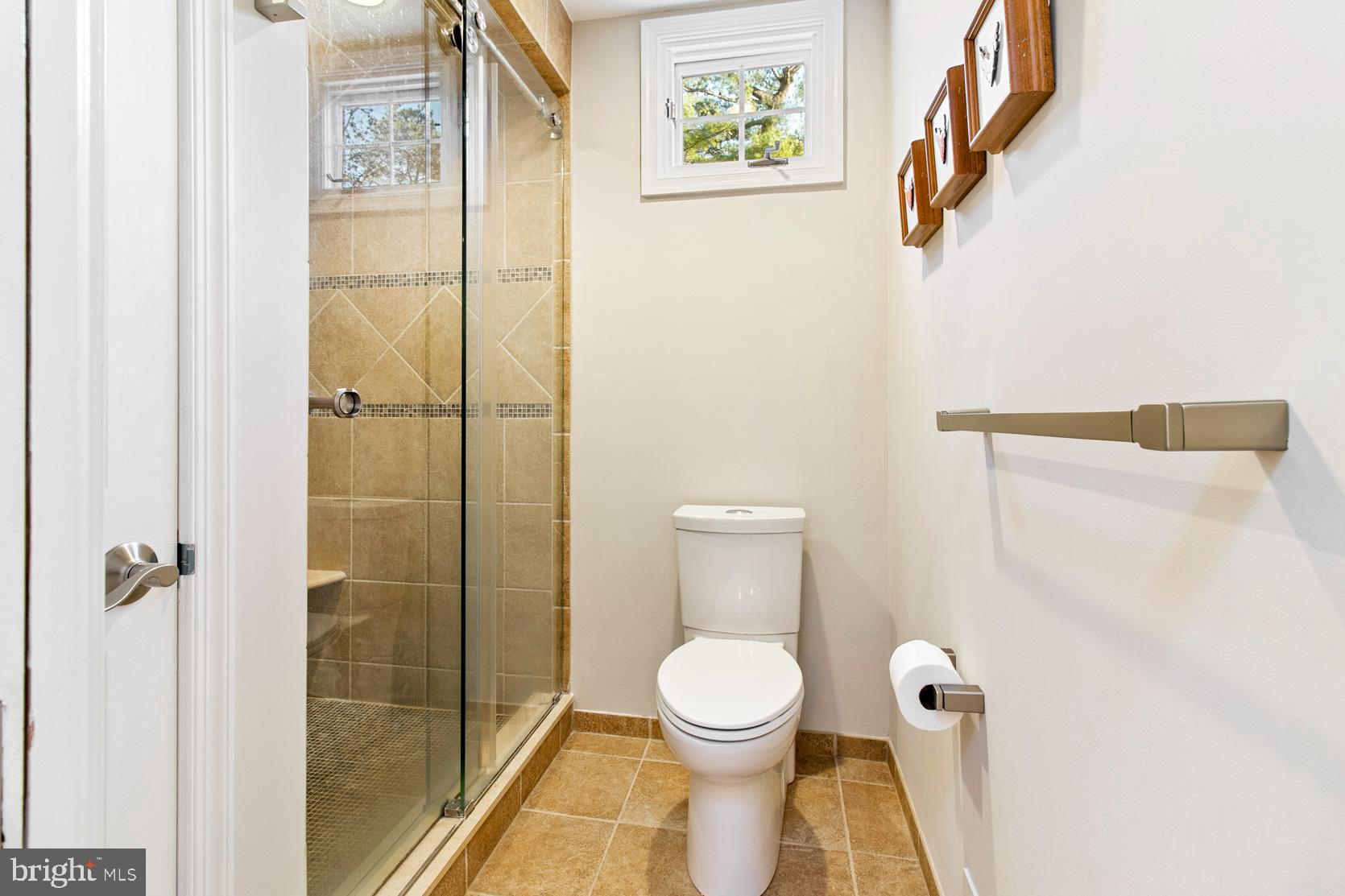 1449 Sugartown Road Berwyn, PA 19312 - Photo 33 of 59 Frameless glass shower enclosure in owners bath