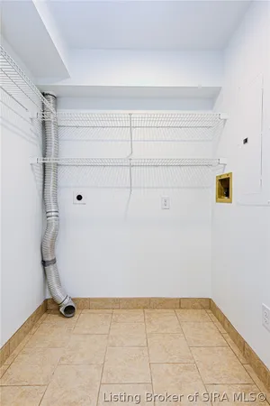 $244,900 | 1 Riverpointe Plaza, Unit 518, Jeffersonville, IN 47130