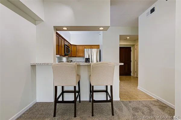 $244,900 | 1 Riverpointe Plaza, Unit 518, Jeffersonville, IN 47130