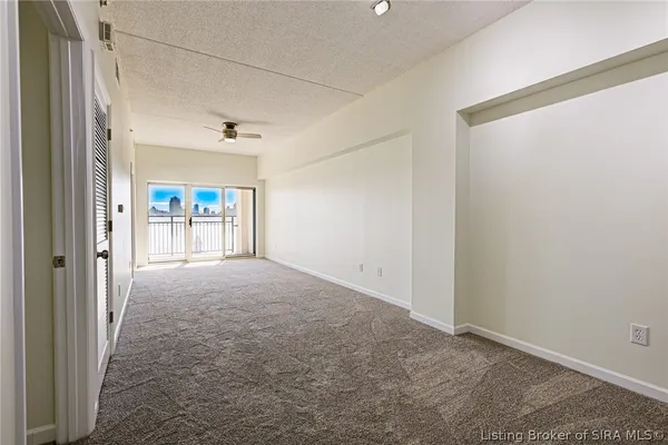 $244,900 | 1 Riverpointe Plaza, Unit 518, Jeffersonville, IN 47130