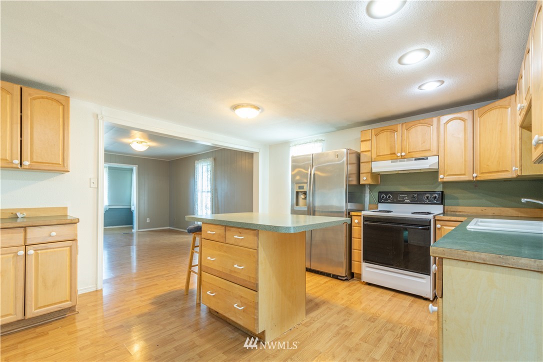363 Southwest 9th Street Chehalis, WA 98532 - Photo 9 of 17 Gallery Image 9