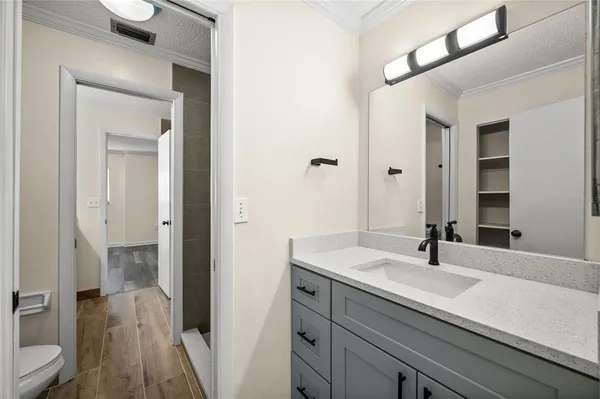 $1,800 | 3700 South Beneva Road, Sarasota, FL 34232