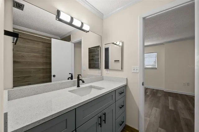 $1,800 | 3700 South Beneva Road, Sarasota, FL 34232