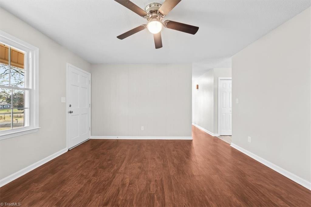 176 Terrace Lane Lexington, NC 27292 - Photo 5 of 13