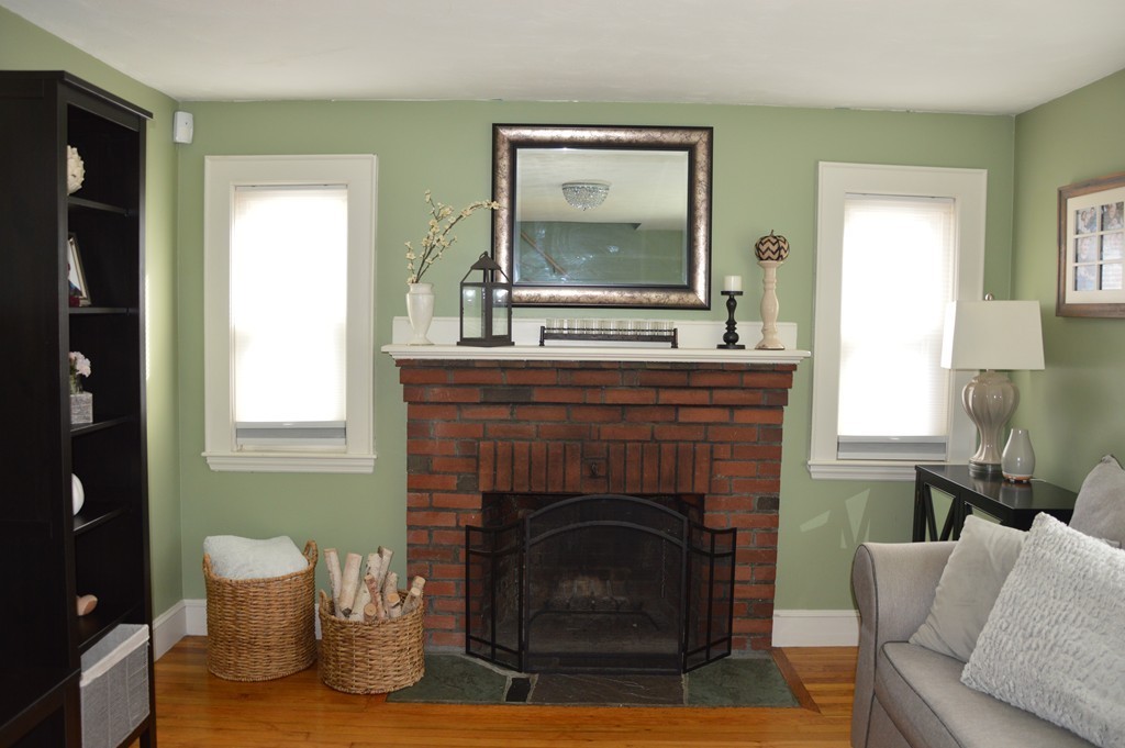 29 Walter Road Danvers, MA 01923 - Photo 8 of 29