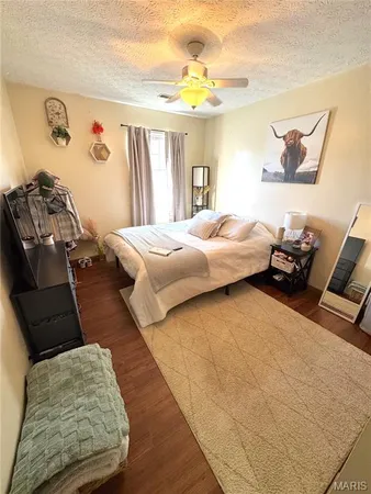 $875 | 1307 Main Street, Unit A, Highland, IL 62249