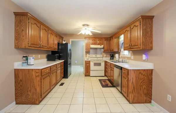 $225,000 | 841 Mosswood Drive, Union City, TN 38261