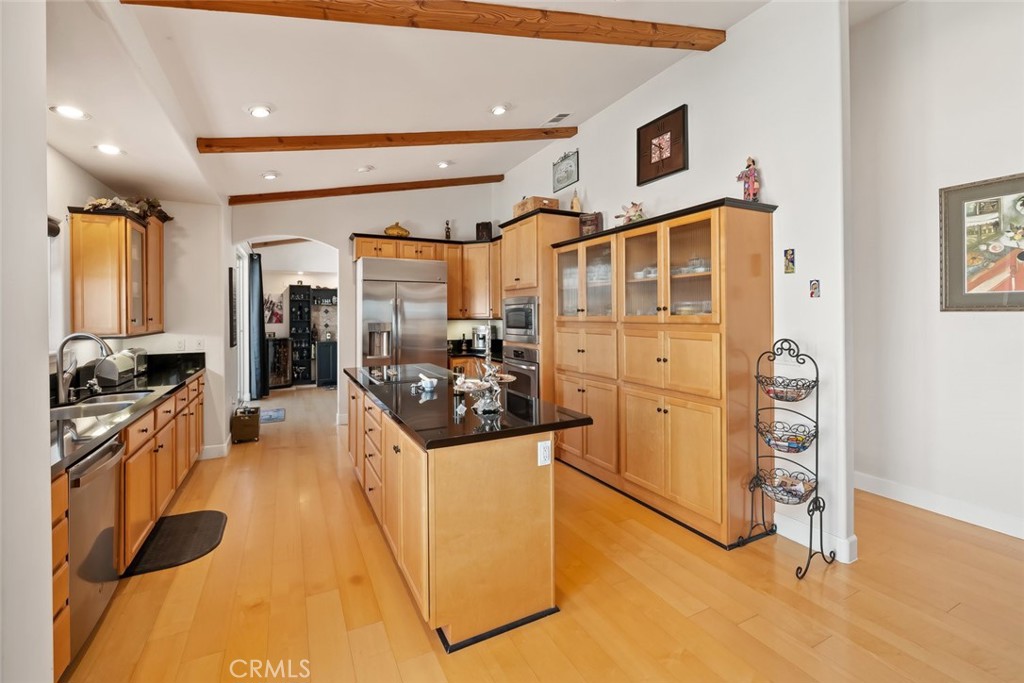 6172 Hawk Ridge Place San Miguel, CA 93451 - Photo 18 of 54 Kitchen