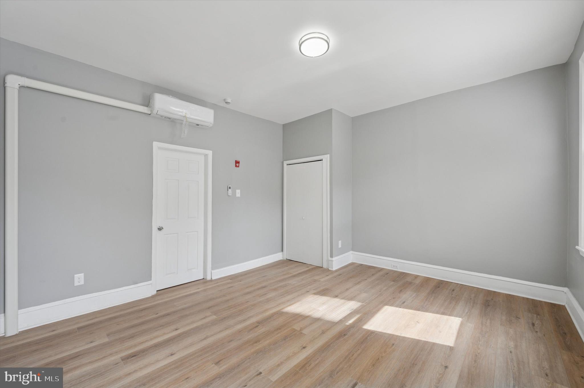 249 South 44th Street, Unit 4 Philadelphia, PA 19104 - Photo 19 of 25 a view of an empty room