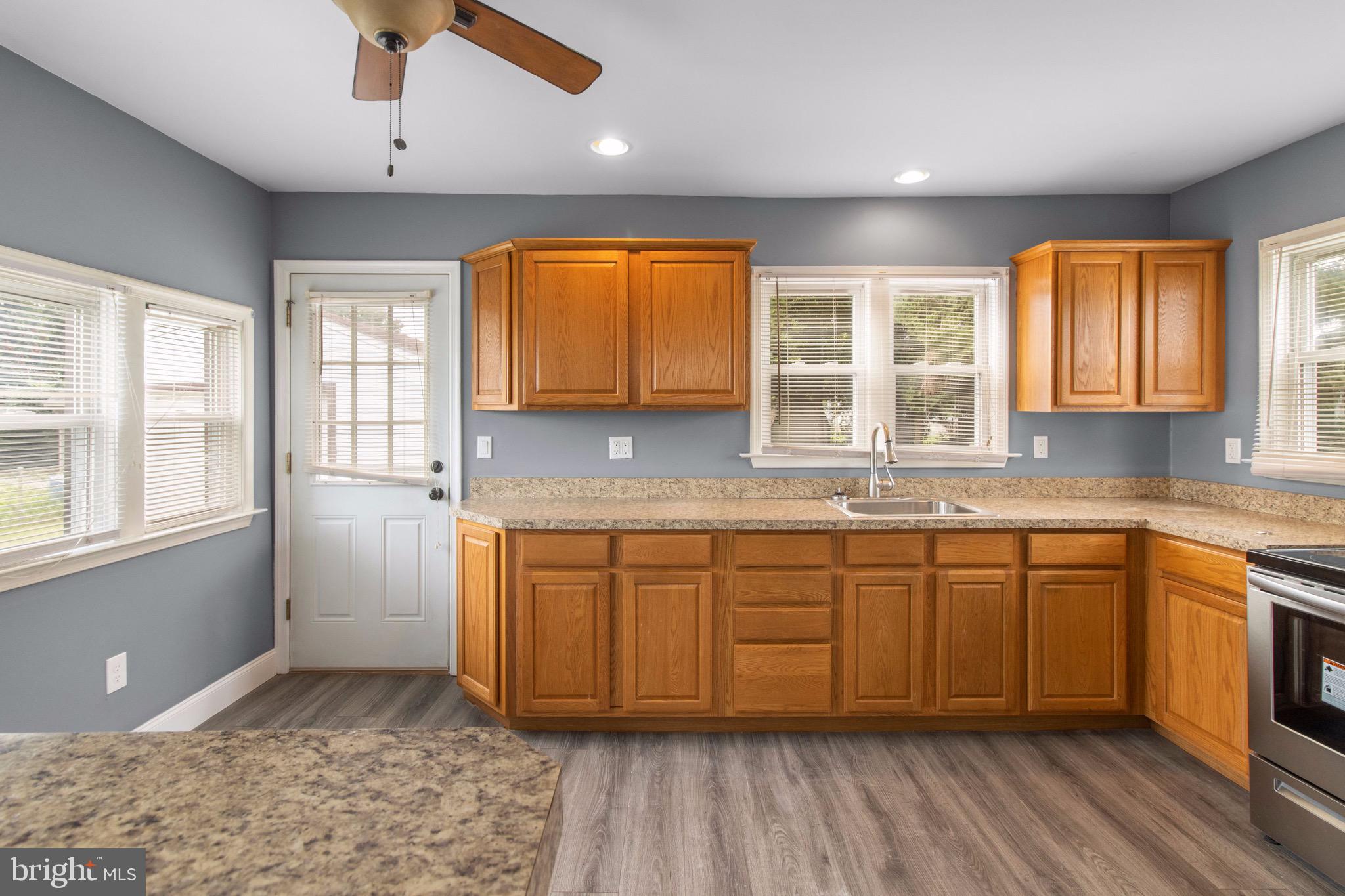 816 Rosa Avenue Croydon, PA 19021 - Photo 14 of 24 Gallery Image 14