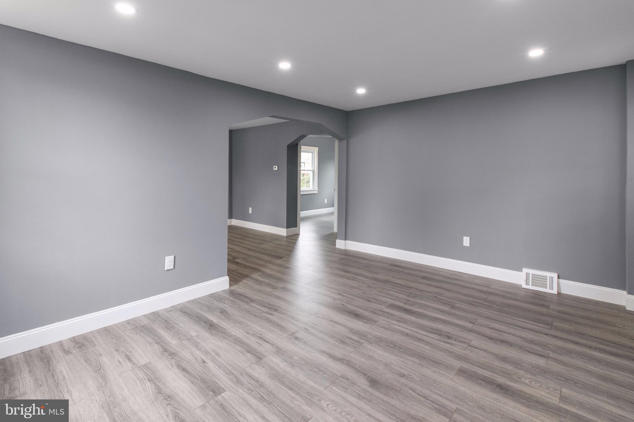 816 Rosa Avenue Croydon, PA 19021 - Photo 4 of 24 Gallery Image 4