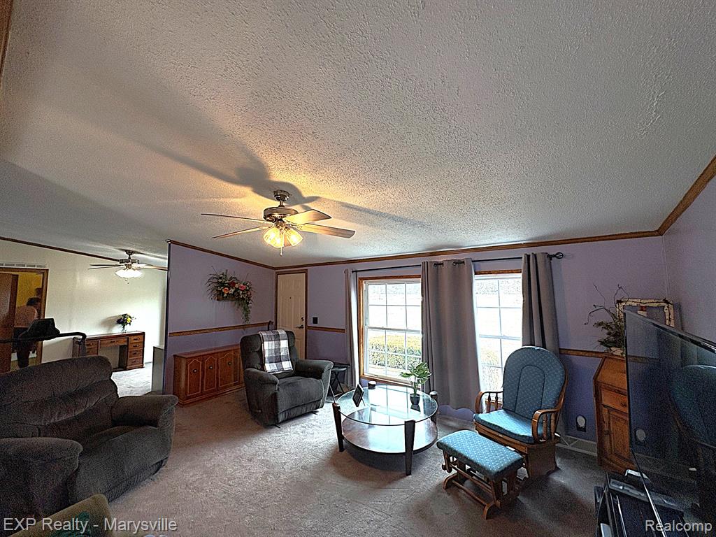 12622 Yale Road Yale, MI 48097 - Photo 5 of 21