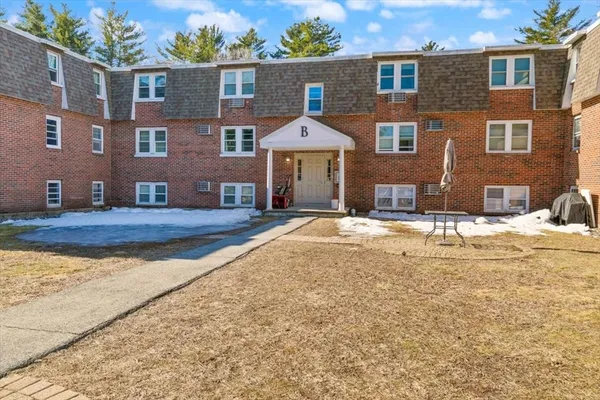 $269,900 | 870 Haverhill Street, Unit 23B, Rowley, MA 01969
