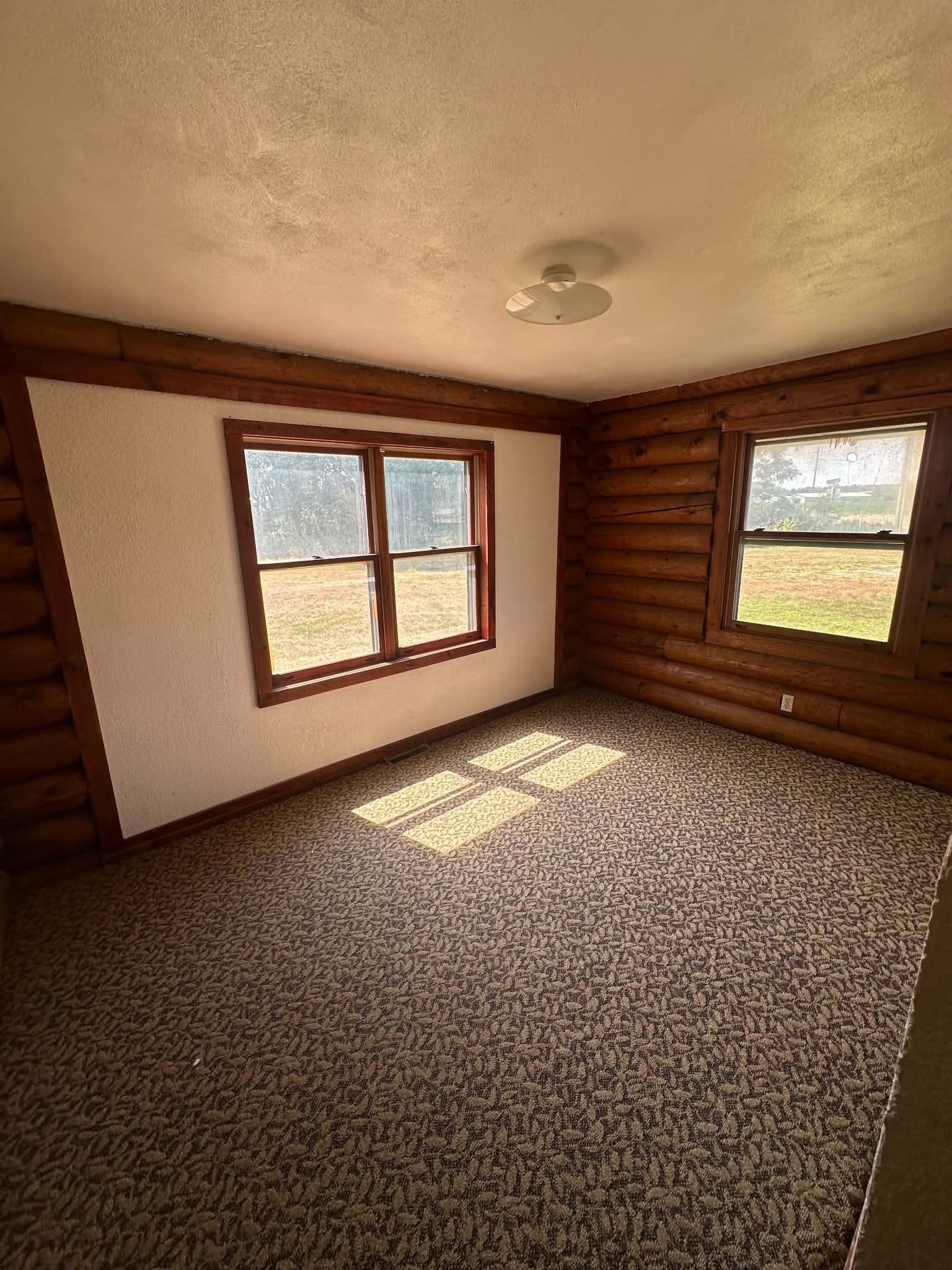 400 Haugen Road Edgerton, WI 53534 - Photo 8 of 13 Gallery Image 8
